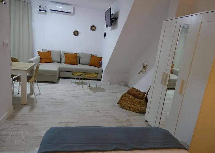 Apartment Casasjerezanas Loft Aitana